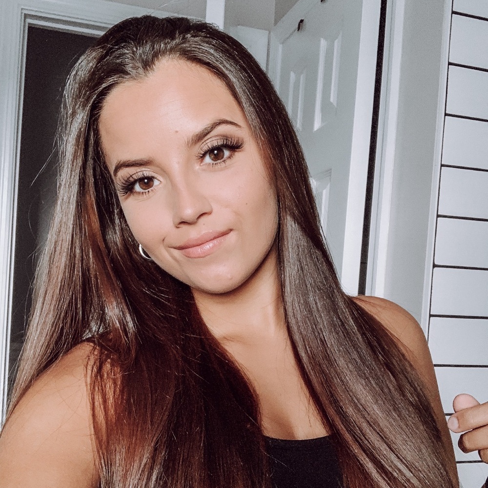 Meet your Posher, Brianna